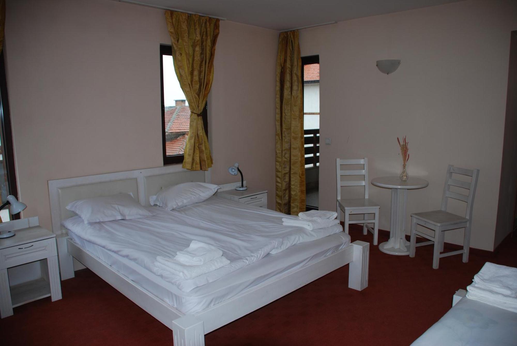 Guest House Anex Bansko Exterior photo